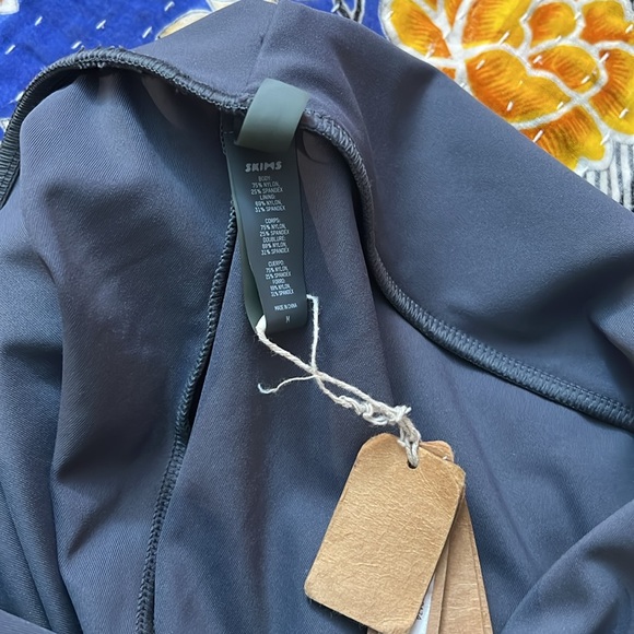 Skim Shaping long swimwear skirt with slit size medium - Picture 3 of 7